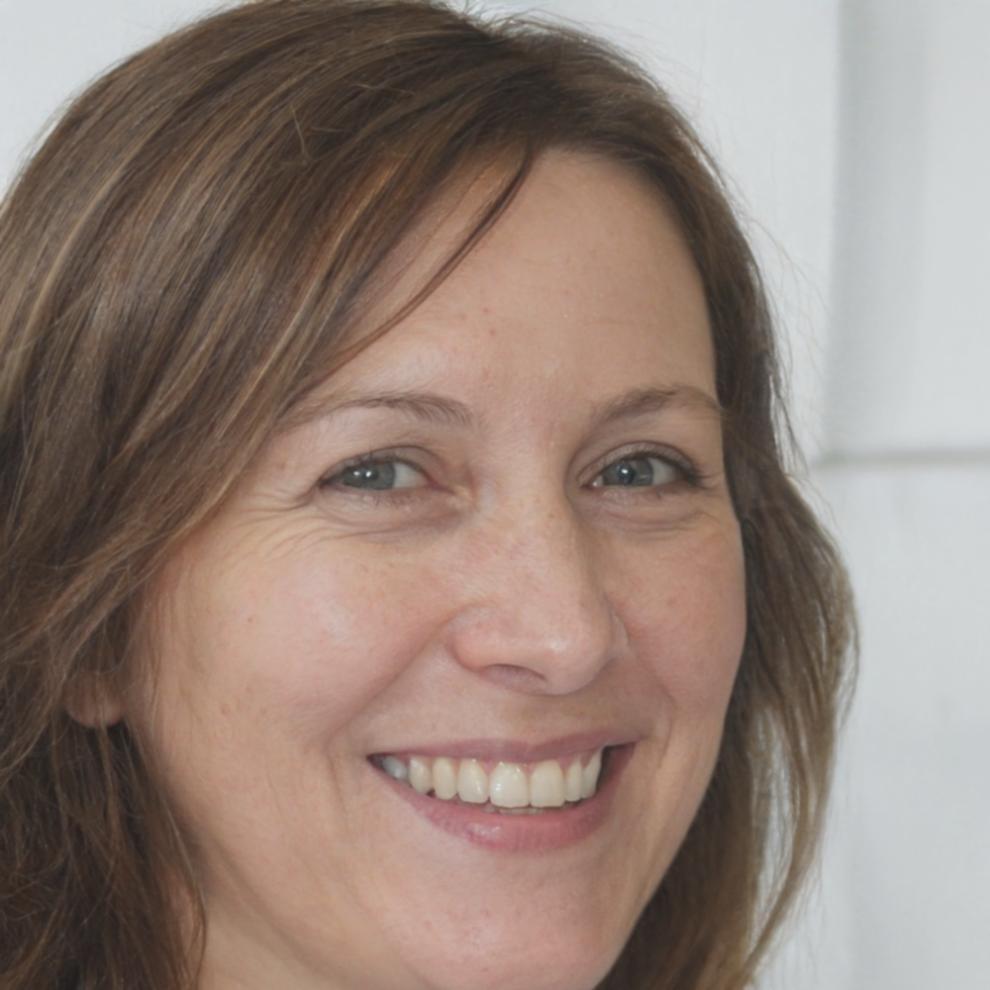 Portrait of program facilitator Petra Vangelos
